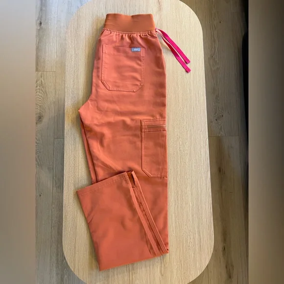 FIGS Navy High Waisted Yola Skinny ST - Picture 9 of 9